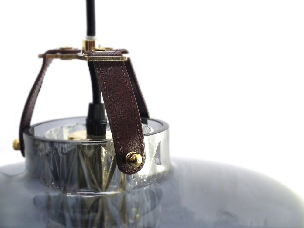 DbU_Addicted To Us Brass Detail