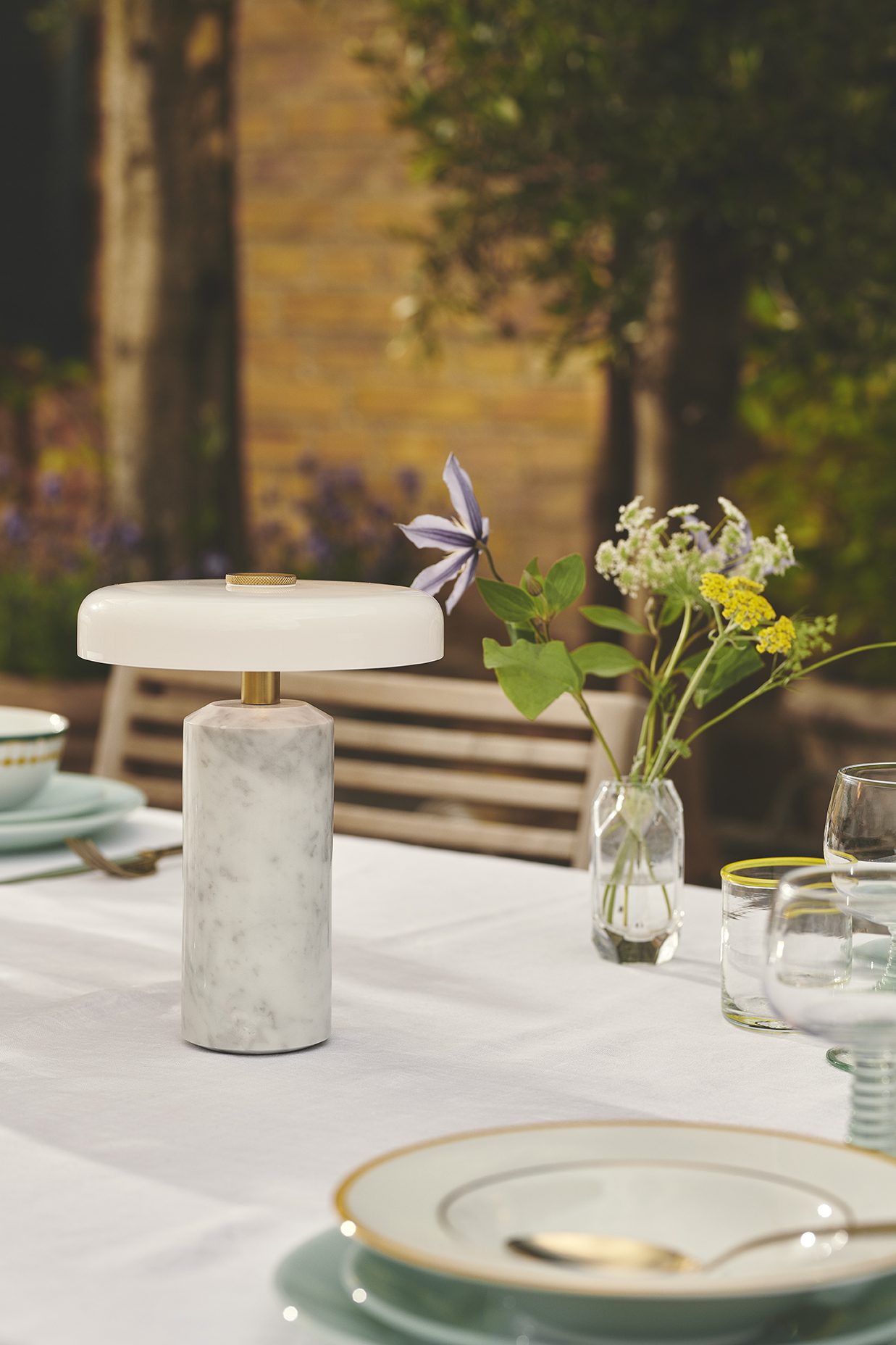 DBU Image_Trip_single2_lowjpg